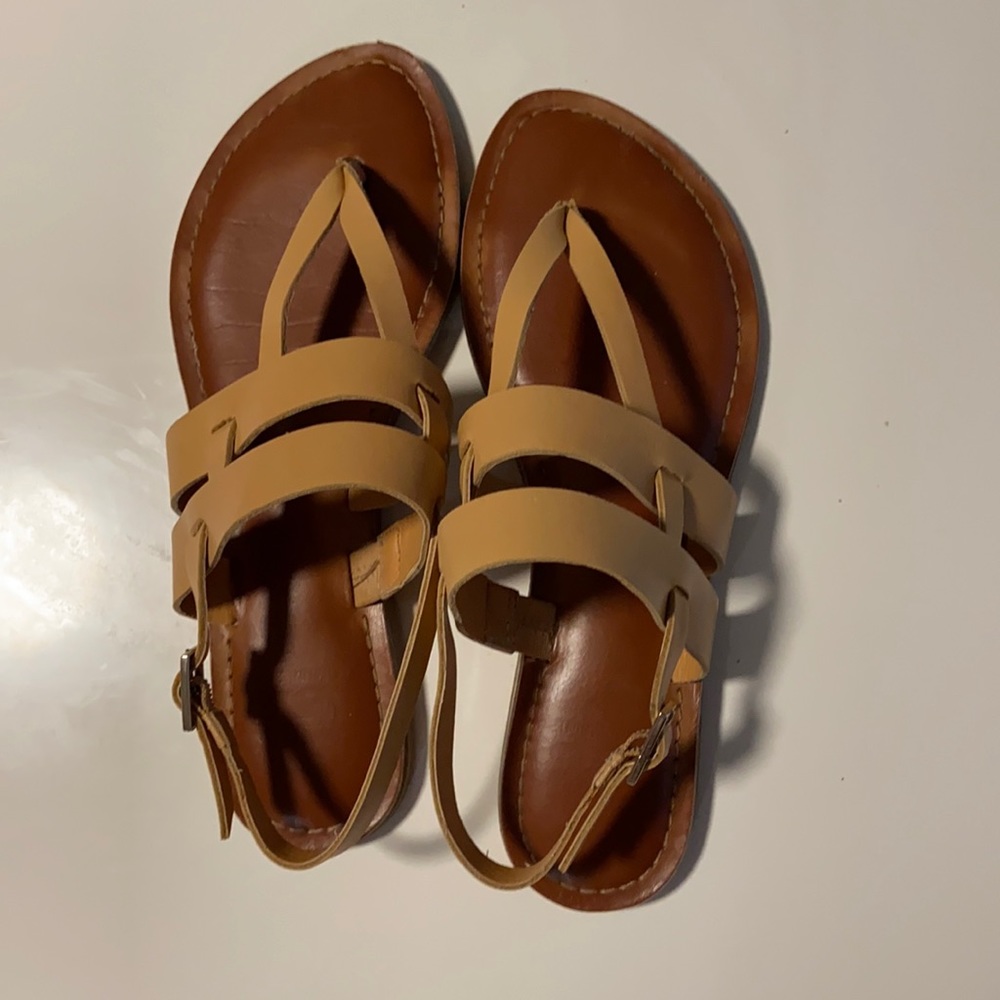 Gianni Bini Sandals